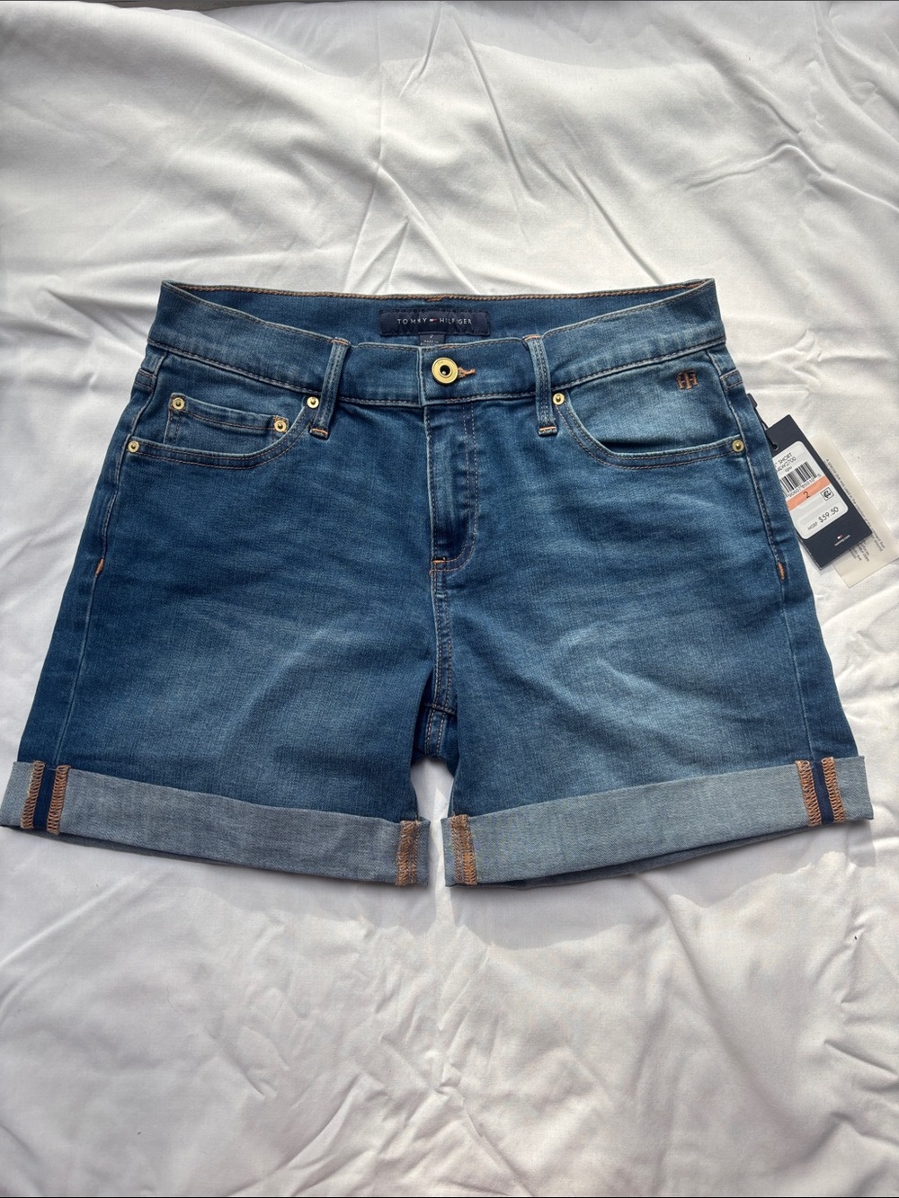 Tommy Hilfiger Medium Blue Denim Cuffed Women's Shorts